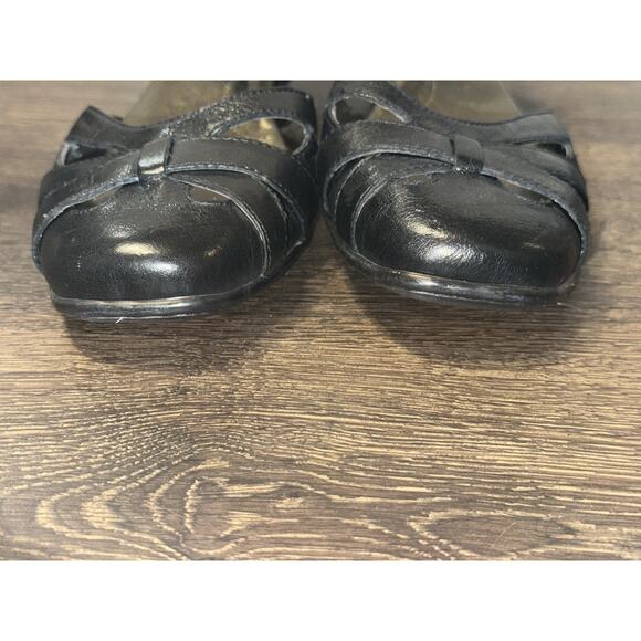 Born Sandals Womens 10M Strappy Kitten Heel Sandals Black Leather - Picture 7 of 9